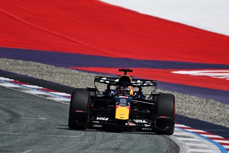 Verstappen frygter batteri-mareridt på Silverstone